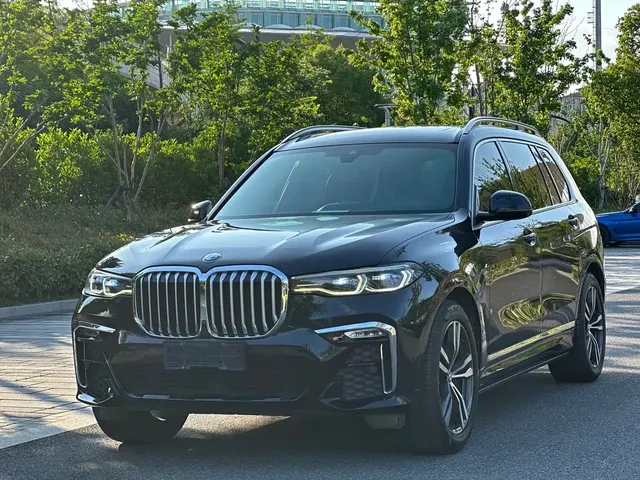 BMW X7 2021 Facelift xDrive40i Premium M Sport Package