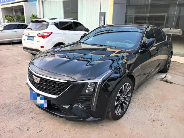 Cadillac CT5 2025 Model 28T Urban Sport Edition