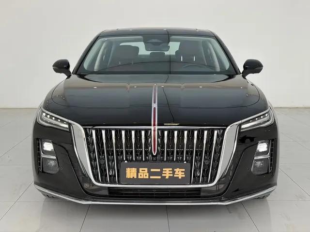 Hongqi H5 2024 2.0T Automatic Smart Connect Flag Smooth Edition