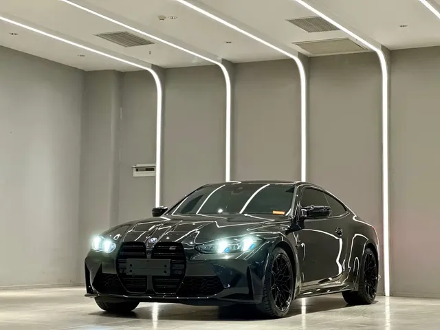 BMW M4 2024 BMW M4 Coupe Competition