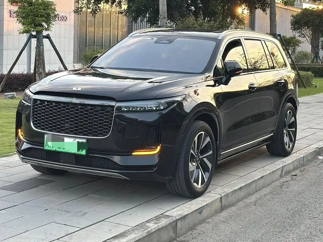 Li Auto Li ONE 2021 Extended Range 6-Seater