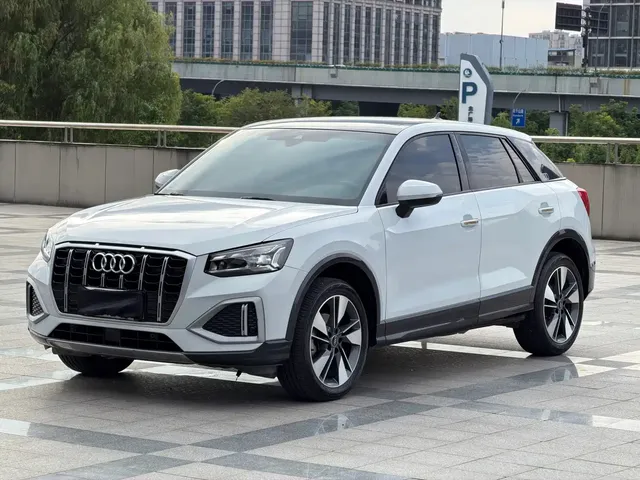 Audi Q2L 2022 35 TFSI Fashion Dynamic