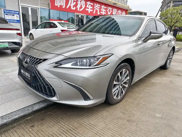 Lexus ES 2022 200 Excellence Edition