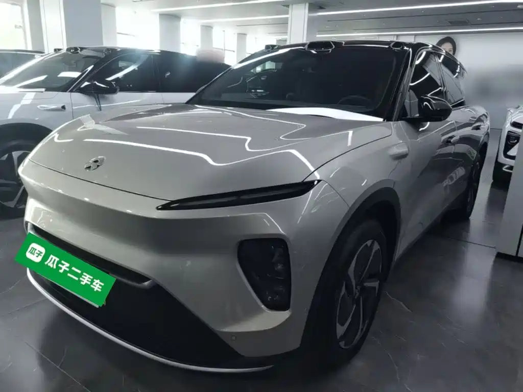 NIO ES8 2024 75kWh