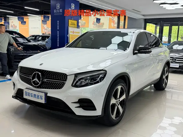 Mercedes-Benz GLC Coupe 2019 Facelift GLC 200 4MATIC Coupe SUV
