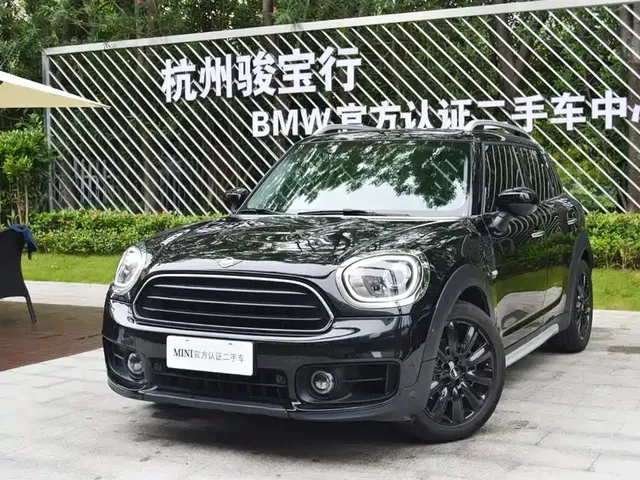 MINI COUNTRYMAN 2019 1.5T COOPER Classic Weekend Travel