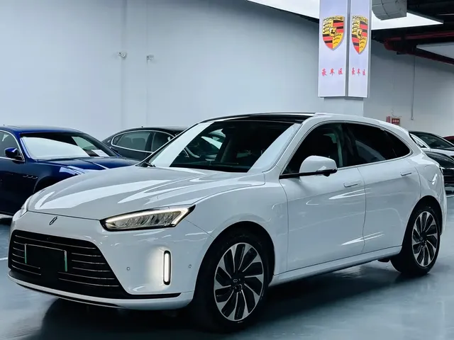 AITO Wenjie AITO M5 2022 Extended Range AWD Performance Edition
