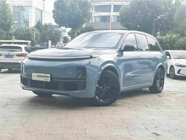 Li Auto Li L8 2023 Pro