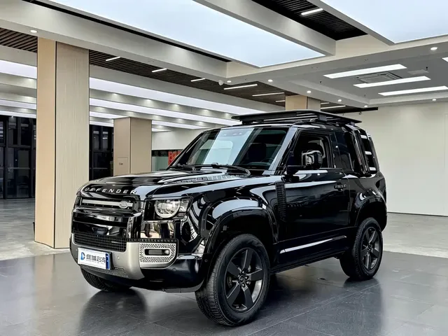 Land Rover Defender 2022 90 2.0T P300 X-DYNAMIC HSE