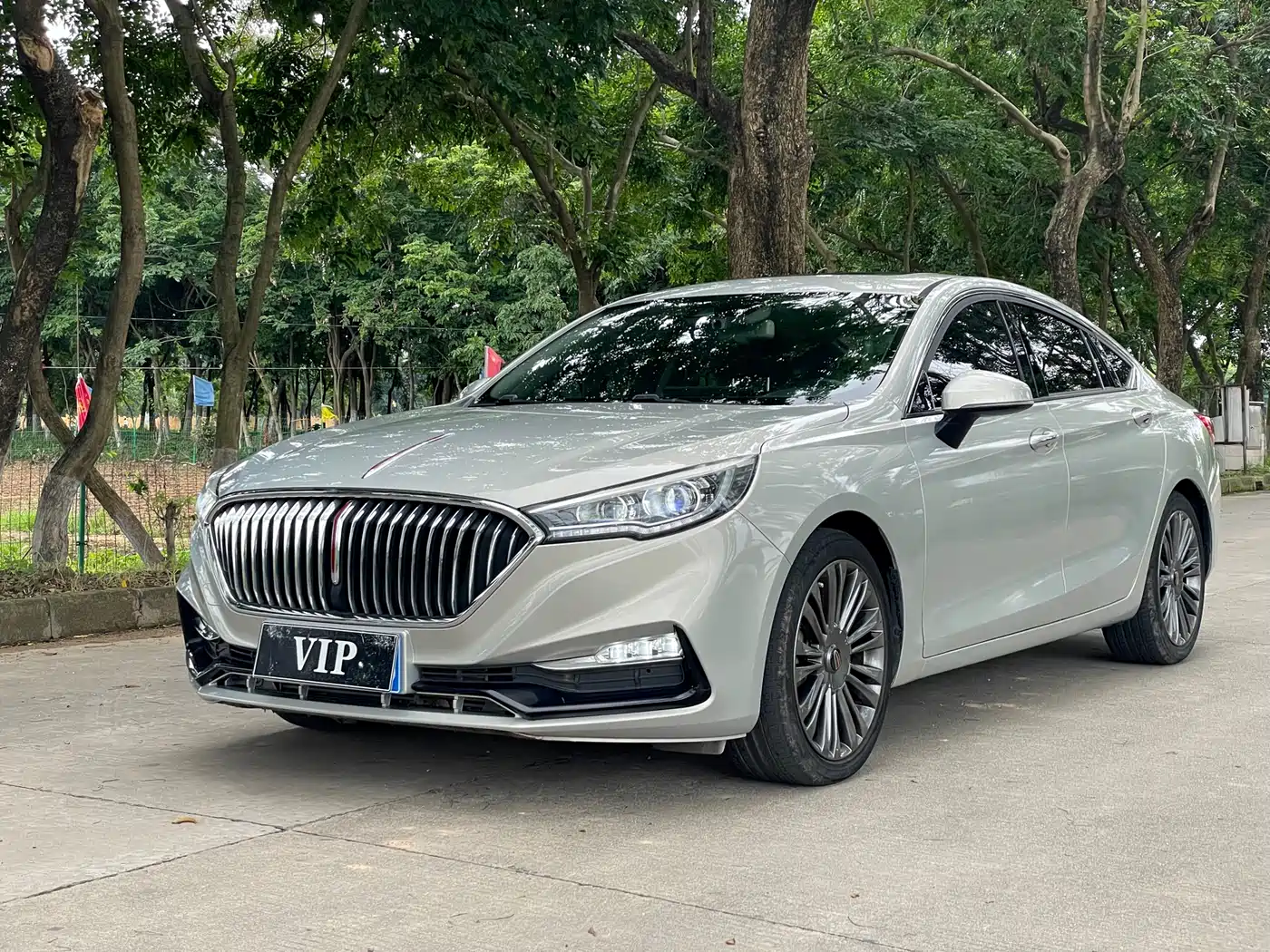 Hongqi H5 2020 1.8T Automatic Smart Connection Qi Rhythm Edition