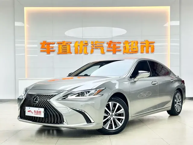 Lexus ES 2020 200 Excellence