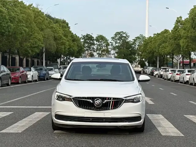 Buick Excelle 2018 15T Dual Clutch Elite (China V)
