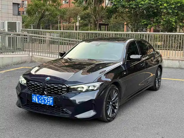 BMW 3 Series 2023 325Li M Sport Black Night Package