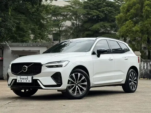 Volvo XC60 2023 B5 AWD Smart Premium Sport Edition
