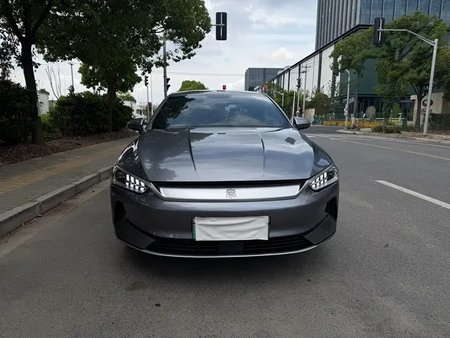 BYD Qin PLUS 2024 Glory Edition EV 510KM Surpass