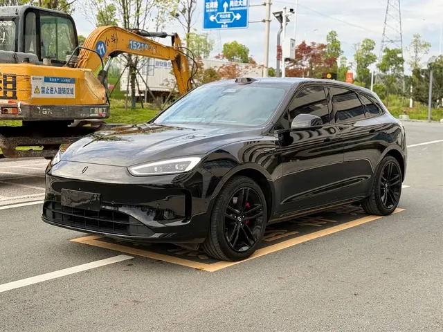 AITO Wenjie AITO M5 2024 Extended Range Max RWD Advanced Smart Driving Edition