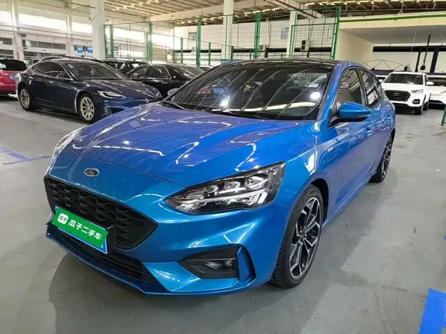Ford Focus 2020 Sedan EcoBoost 180 Automatic ST Line