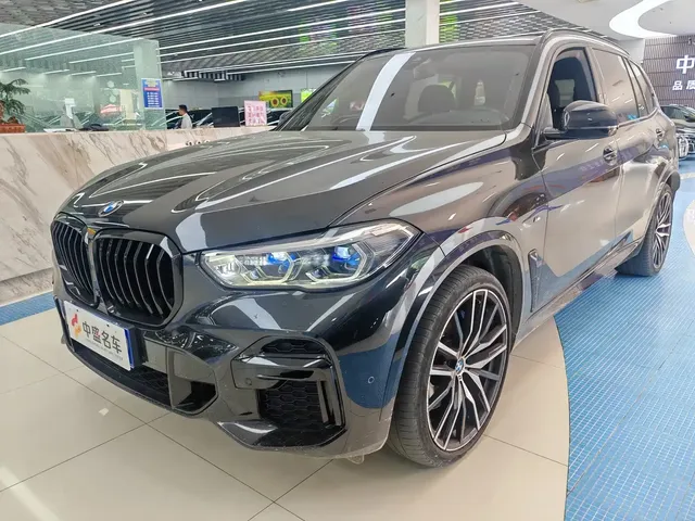 BMW X5 2022 Model xDrive 40Li M Sport Package