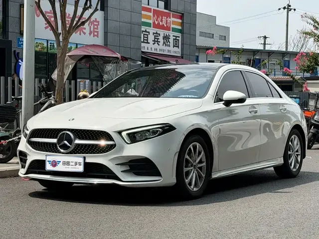 Mercedes-Benz A-Class 2022 Facelift A 200 L Sport Sedan Dynamic