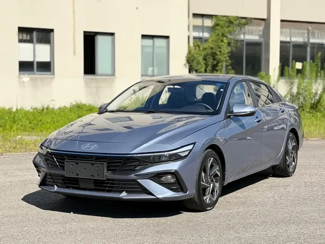 Hyundai Elantra, 2026