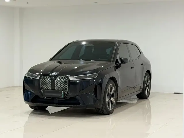 BMW iX 2023 xDrive40