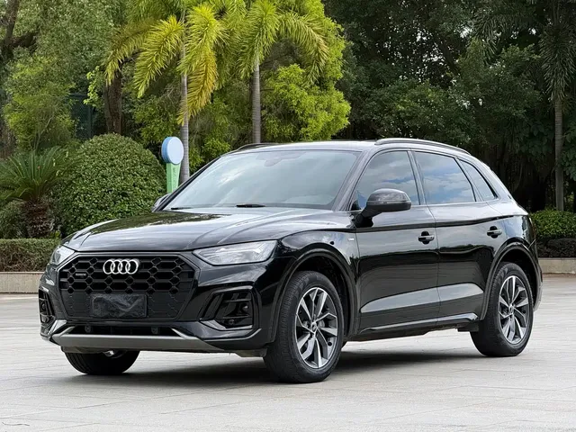 Audi Q5L 2023 40T Luxury Dynamic