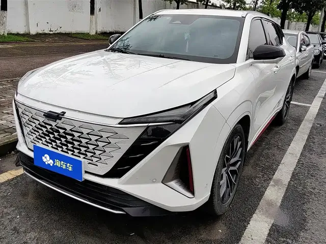 Changan Oshan Z6 2022 Model Blue Whale 1.5T DCT Smart Navigation Type