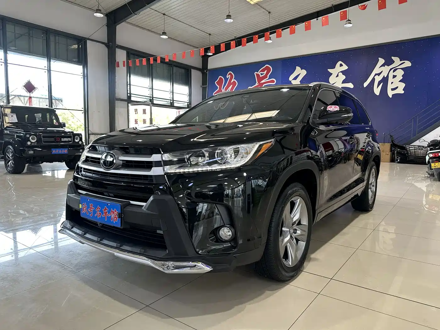 Toyota Highlander 2018 Model 2.0T 4WD Knight Edition 7-Seater China VI