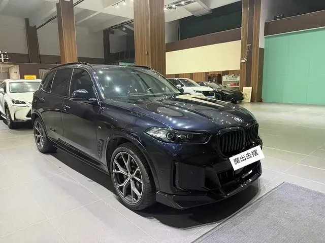 BMW X5 2026 xDrive 30Li Luxury M Sport Night Edition Package