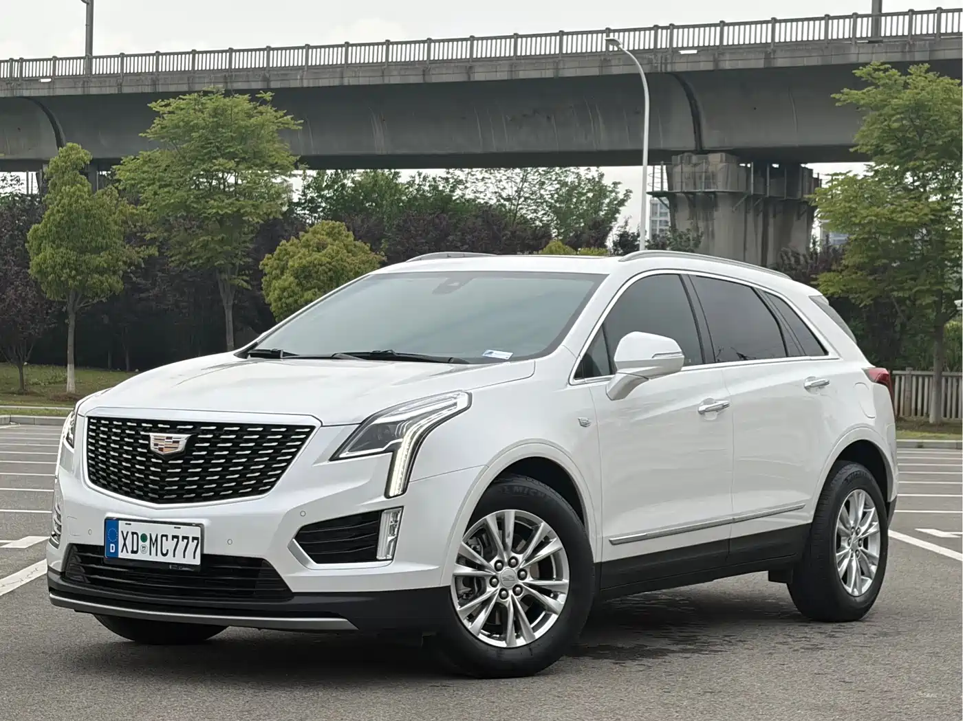 Cadillac XT5 2022 2.0T 2WD Luxury