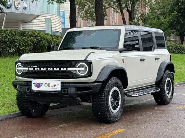 Ford Bronco 2024 2.3T Badlands