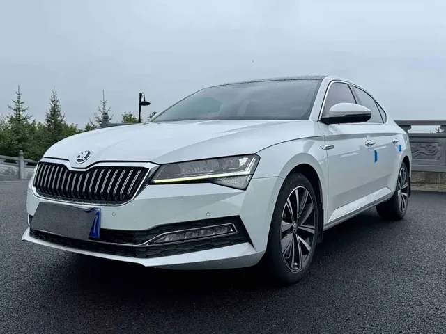 Škoda Superb 2023 TSI280 DSG Premium Edition