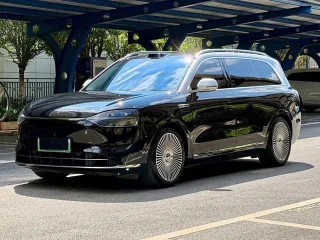 AITO Wenjie AITO M9 2024 Extended Range Ultra 42kWh 6-Seater