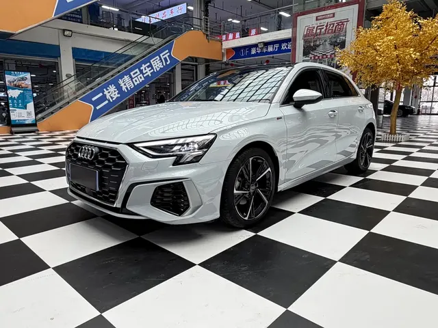 Audi A3 2021 Sportback 35 TFSI Fashion Sport