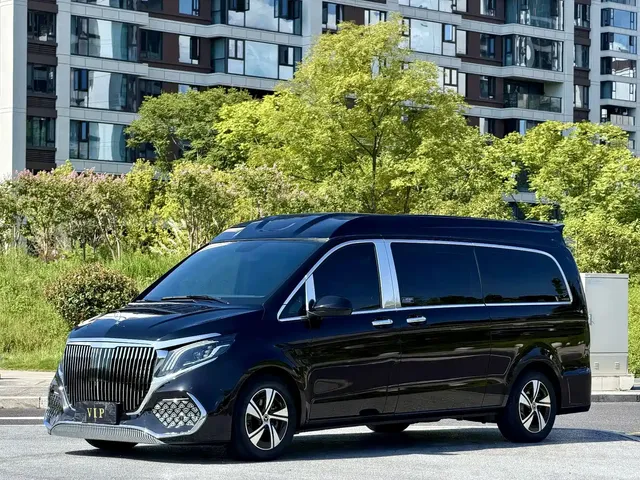 Mercedes-Benz Vito 2024 2.0T Business 7-Seater