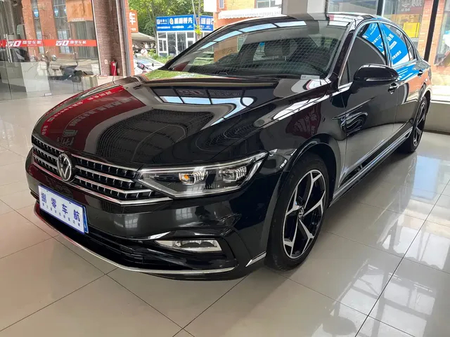 Volkswagen Magotan 2025 Facelift Public Edition 330TSI DSG Luxury