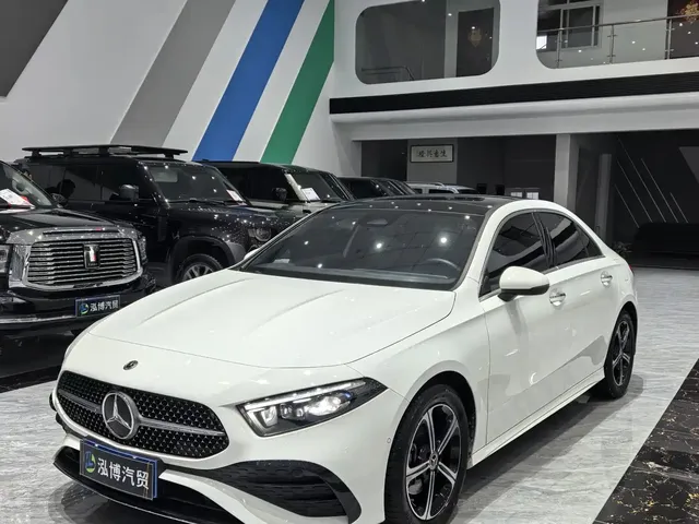 Mercedes-Benz A-Class 2024 A 200 L Fashion Edition