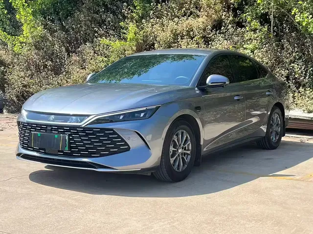 BYD Qin L 2025 DM-i Smart Drive Edition 80KM Leading