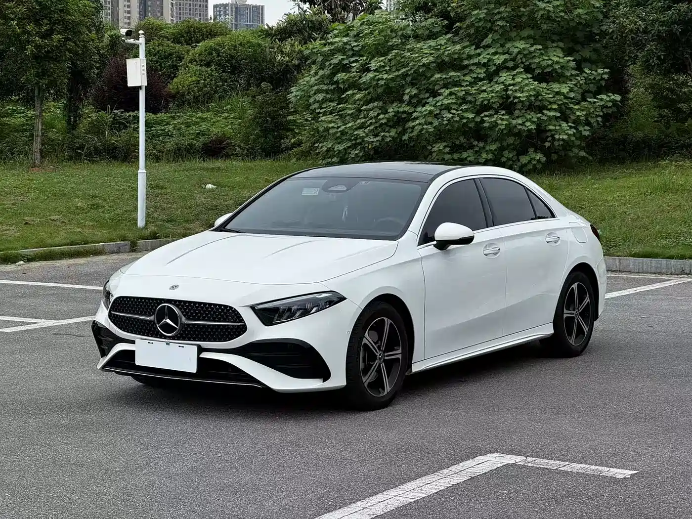 Mercedes-Benz A-Class 2024 A 200 L Fashion Edition