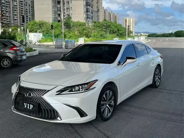 Lexus ES 2020 200 Excellence