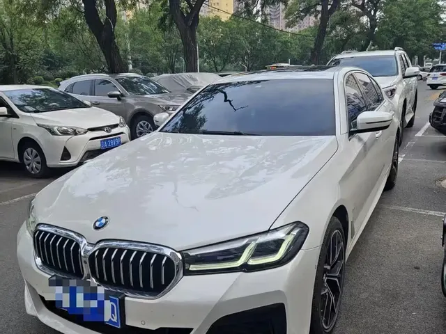 BMW 5 Series 2022 Model Third Facelift 530Li Premium M Sport Package
