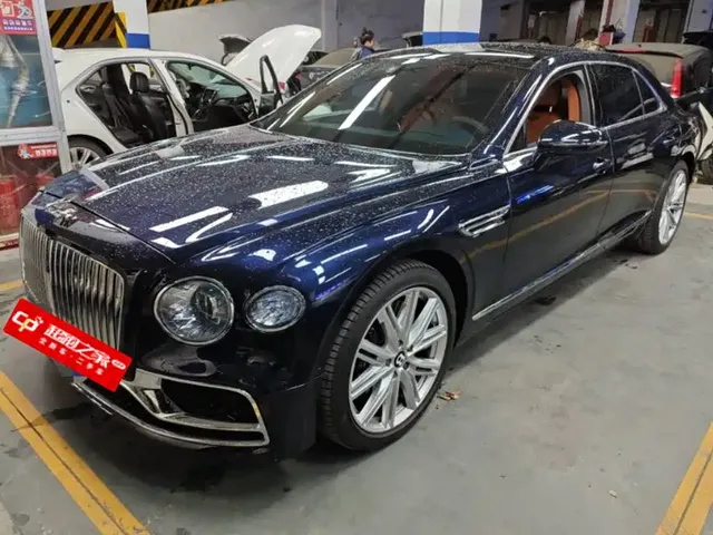 Bentley Flying Spur 2023 4.0T V8 S