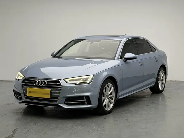 Audi A4L 2018 30th Anniversary 40 TFSI Fashion
