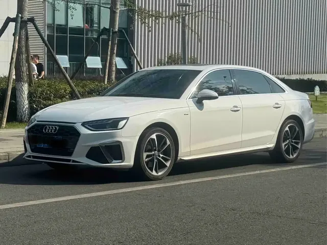 Audi A4L 2020 40 TFSI Fashion Dynamic Edition