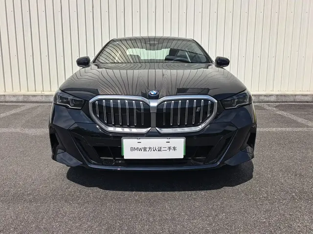BMW i5 2025 eDrive 35L M Sport Package