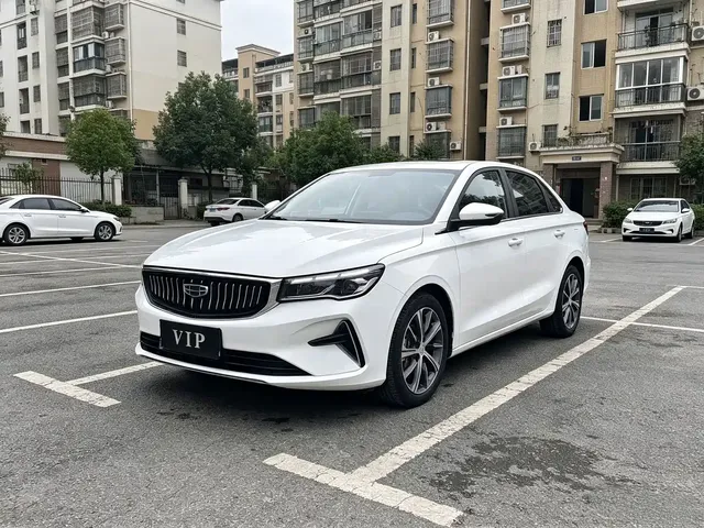 Geely Emgrand 2022 4th Generation 1.5L CVT Luxury