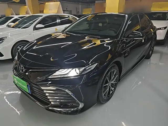 Toyota Camry 2021 2.5G Luxury Edition