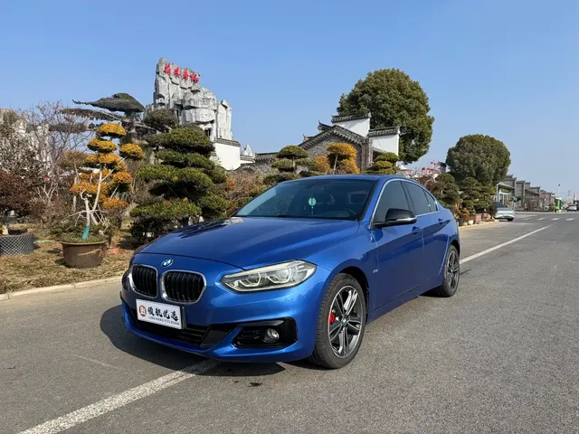 BMW 1 Series 2017 118i Sport
