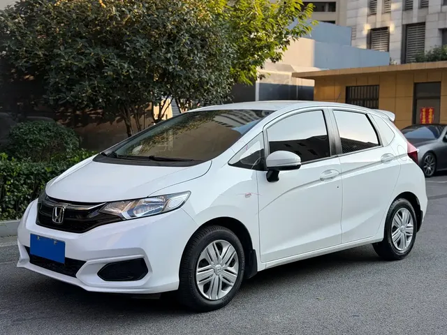 Honda Fit 2018 1.5L CVT Comfort Edition
