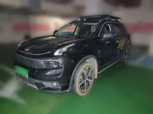 Lynk & Co 01 2017 2.0T AWD Pro